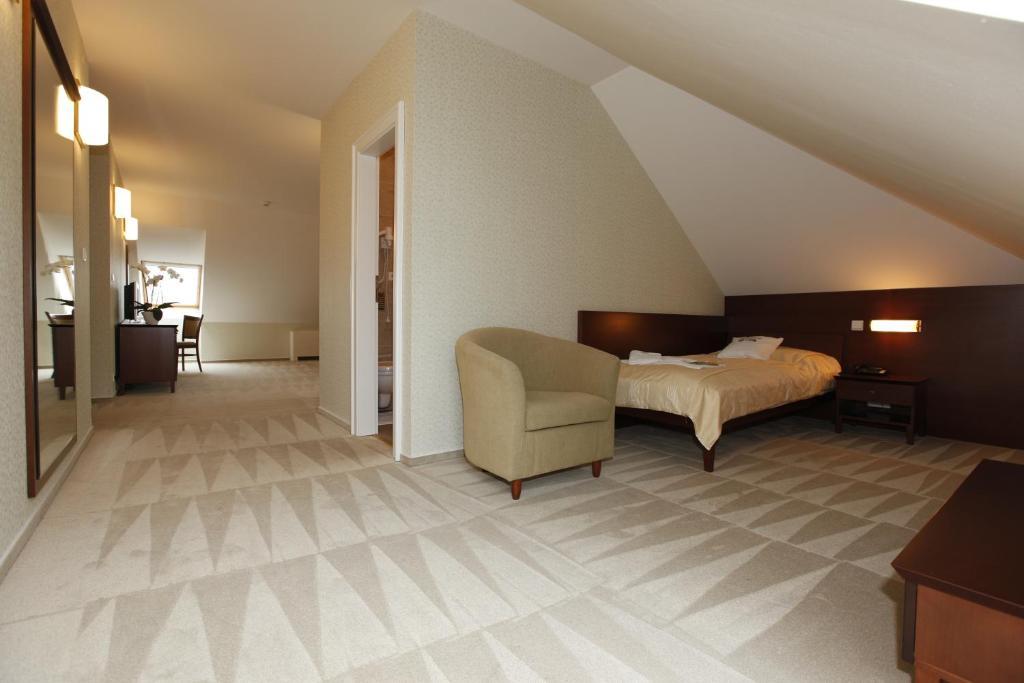 Hotel Sandor Pavillon Пьештяни Номер фото