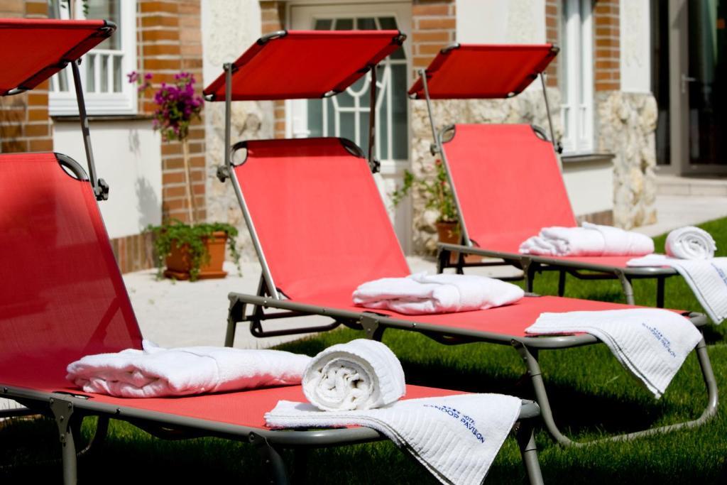 Hotel Sandor Pavillon Пьештяни Экстерьер фото